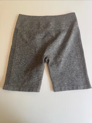 Charlotte Russe Gray High-Rise Seamless Bike Shorts thumbnail 7