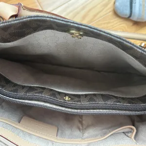 Michael‎ Kors size M brown beige tote bag thumbnail 12