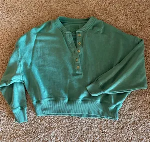 American Eagle Sweater thumbnail 1