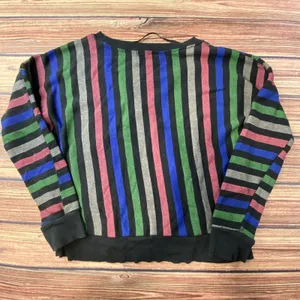 BDG Urban Outfitters Women’s Sweatshirt Sweater Size M 90s Style Distressed edge thumbnail 4