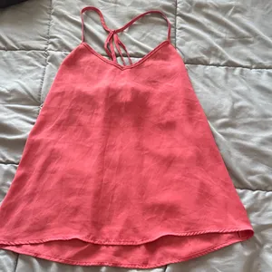 Abercrombie & Fitch Pink Halter Top (XS) thumbnail 1