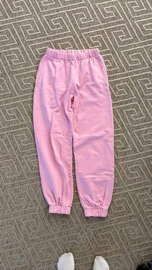 Brandy Melville Bubblegum Pink Sweatpants Rosa thumbnail 4