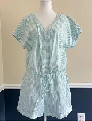 Vineyard Vines Seersucker Striped Romper in Aqua Size Large Short Sleeve thumbnail 2
