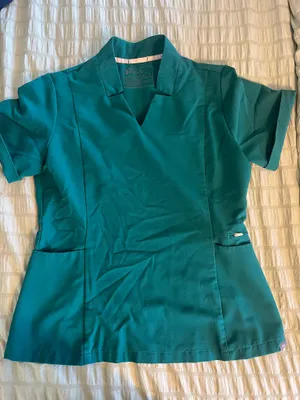 Scrub Top FIGS thumbnail 1