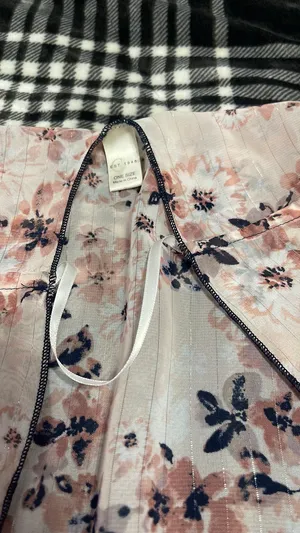 Floral Cover Up Pink thumbnail 2