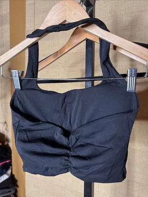 NWOT Sold Out Kata Active Black Halter Crop Top Sports Bra Medium Athleisure thumbnail 5