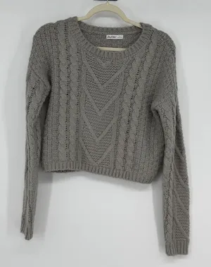 Aster Gray Cable Knit Cropped Sweater Womens‎ Small Chunky Long Sleeve thumbnail 1