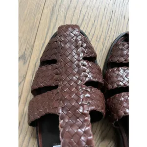 Etienne Aigner Fisherman T-Strap Braided Leather Brown Sandals Size 7M thumbnail 5
