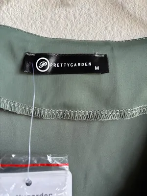 Pretty Garden Green‎ Satin Dress Size Medium thumbnail 5