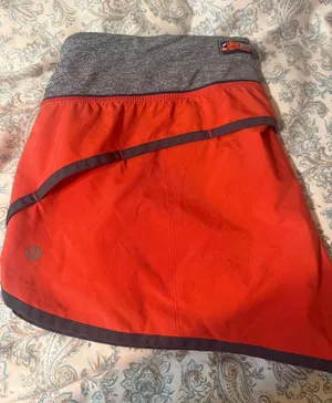 Lululemon 2.5" Speed Up Shorts thumbnail 1