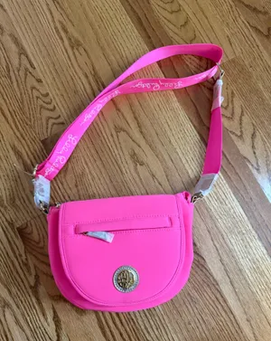 lilly pulitzer purse thumbnail 1