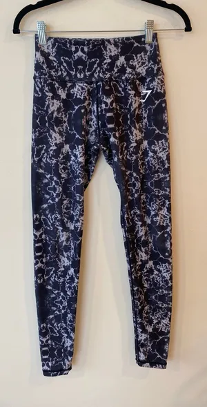 Gymshark Kaleidoscope Marble Tie Dye Oil Slick Leggings, Size Small thumbnail 1