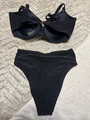 Victoria's Secret Bikini thumbnail 2