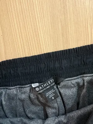 Athleta Brooklyn Lined Jogger Pants 0 Solid Black Elastic Waist Pockets Neutral thumbnail 2