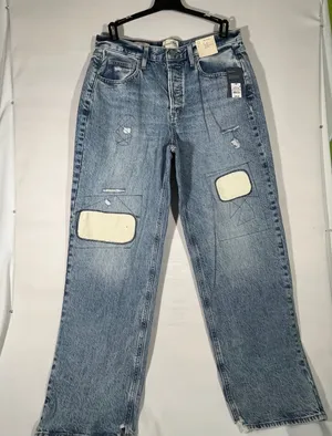 Universal Threads Denim Jeans Women 10R Medium Wash Distressed Patchwork‎ Baggy thumbnail 1