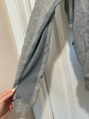 Under Armour Women’s Pullover thumbnail 3