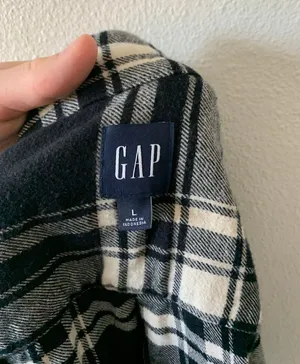 Gap Plaid Cardigan Flannel thumbnail 2