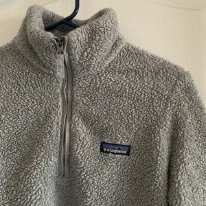 Patagonia Women’s Medium Los Gatos 1/4 Zip Fleece Jacket Drifter Grey thumbnail 2