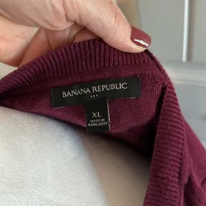 Banana Republic XL Burgundy Scoopneck Cable Knit‎ Sweater thumbnail 9