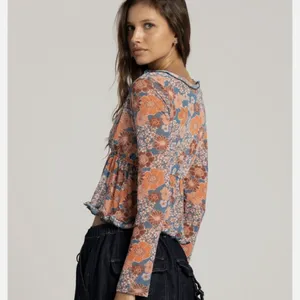 Tilly’s Full Tilt Y2K Beachy Boho Lightweight Mesh Floral Front Tie Flyaway XL thumbnail 2