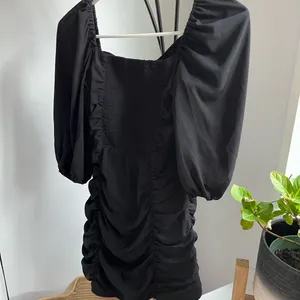 Abercrombie Black Ruched Dress NWT thumbnail 6