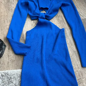 Edikted blue long‎ sleeve cutout mini dress size M thumbnail 8