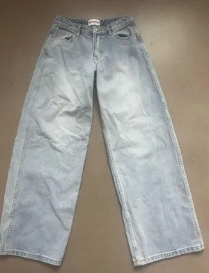princess polly low rise baggy jeans thumbnail 1