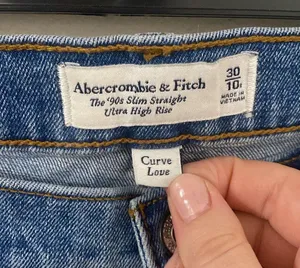 Abercrombie & Fitch the ‘90s slim straight ultra high rise distressed jeans 30 thumbnail 12