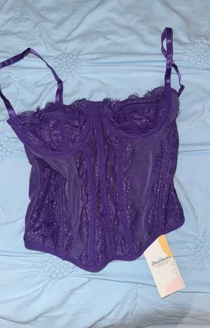 Amazon Purple corset top thumbnail 1