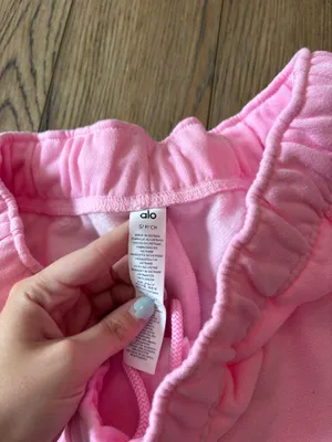 Alo sweet pink sweat shorts thumbnail 3
