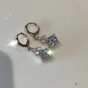 NWOT Hoop Crystal Earrings Gold thumbnail 4