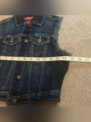 Arizona Jeans Women’s Dark-wash Frayed Denim Vest thumbnail 11