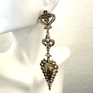Gold tone Vintage Victorian Renaissance statement Dangle Earrings thumbnail 2