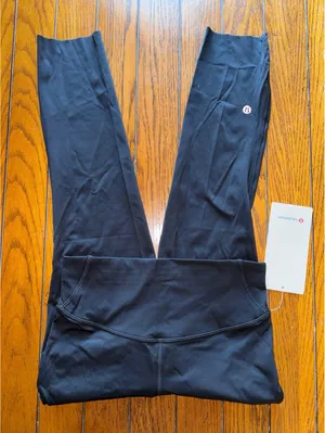 Lululemon Base Pace High Rise 23” Black Size 6 NWT thumbnail 1