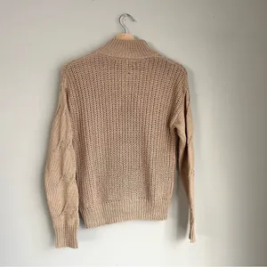 Francesca’s NWT Anita Knit Quarter Zip Pullover Sweater Size Small Tan thumbnail 4