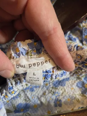 Blu Pepper Blue Floral Puff Sleeve Crop Top thumbnail 5