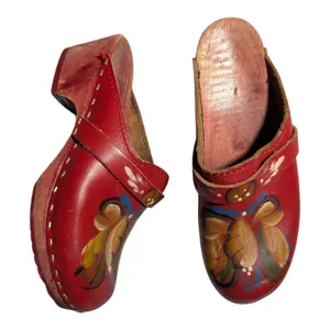 Vtg 1970s Holie Red Leather Hand Painted Wooden Sole Swedish Clogs Sz 36 5.5 thumbnail 1