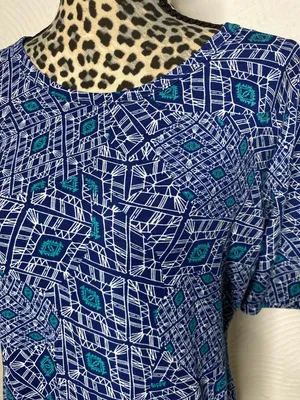 LuLaRoe Blue and Teal Geometric Short Sleeve Top thumbnail 2