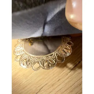 VTG‎ Victorian Oval White Porcelain Brooch Pin Courting Couple Gold tone Pearl thumbnail 4