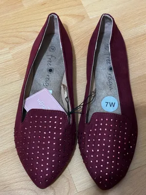 Women's Burgundy Pointed Studded Loafers NEW thumbnail 1