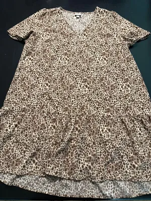A New Day Leopard Print V-Neck‎ Tiered Babydoll Mini Dress Brown XL thumbnail 1