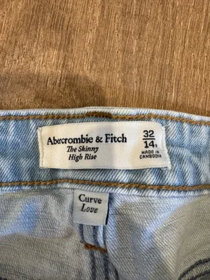 Abercrombie and fitch the skinny high rise curve love thumbnail 3