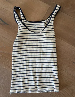 Brandy Melville Tank Top thumbnail 1
