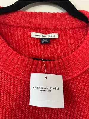 NWT American Eagle Red Crewneck Knit Sweater Medium Cozy Christmas Holiday thumbnail 2