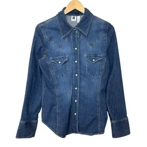 Vintage Gap Western Shirt Denim Look Stretch Women Size Medium Blue Pearl Snaps thumbnail 1
