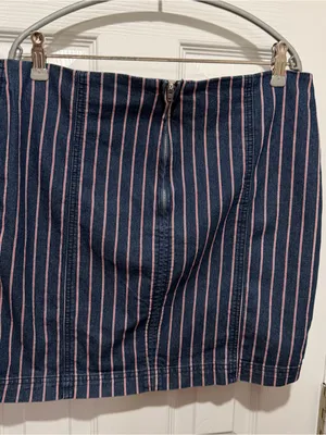 Alter’d State Navy Pink Pinstripe Mini Skirt Women’s Large Preppy Cottagecore thumbnail 3