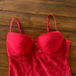 NWT Victoria’s Secret The Lacie Chemise Push Up Bra (M) thumbnail 4