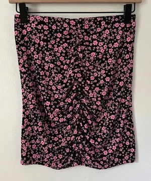H&M skirt thumbnail 1