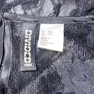 H&M Black Lace Puff Sleeve Top Sheer Romantic Coquette Going Out Blouse thumbnail 4