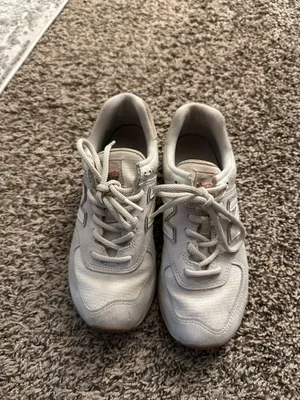 Women’s New Balance Sneakers 574 size 8 thumbnail 3
